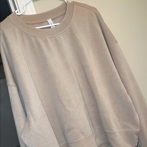 Lululemon sweatshirt